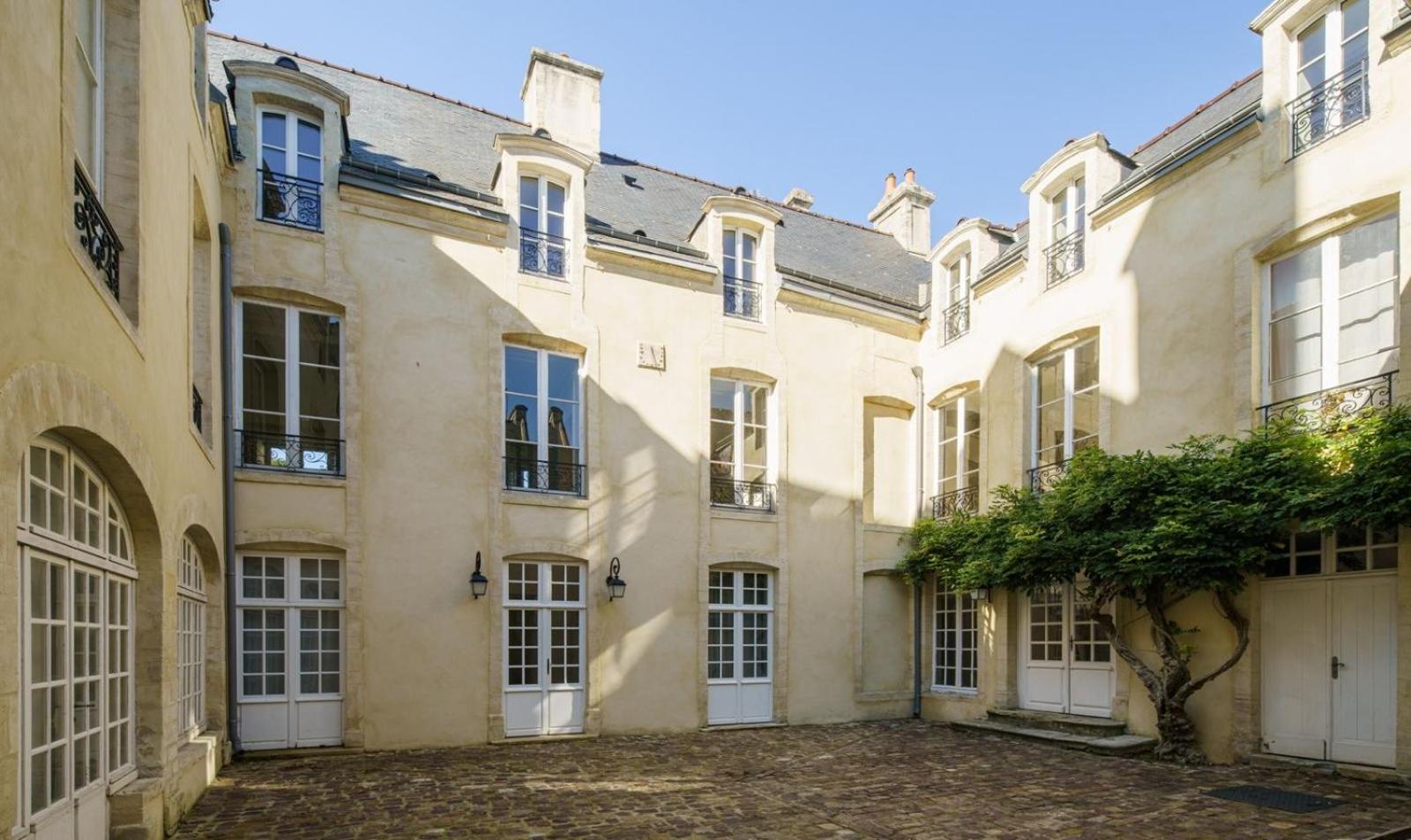 Bayeux, Normandy, Private Mansion, 17Th-18Th Century, In The City Exterior foto